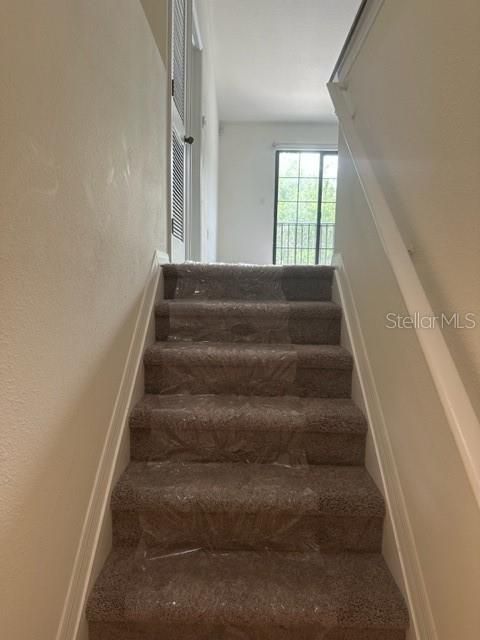 出租: $2,000 (2 贝兹, 2 浴室, 1253 平方英尺)