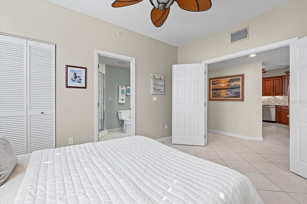 For Sale: $1,395,000 (3 beds, 3 baths, 2200 Square Feet)