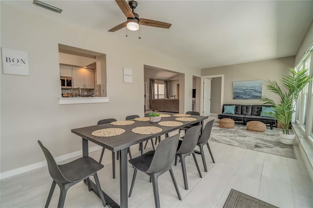 待售: $379,000 (3 贝兹, 2 浴室, 1490 平方英尺)