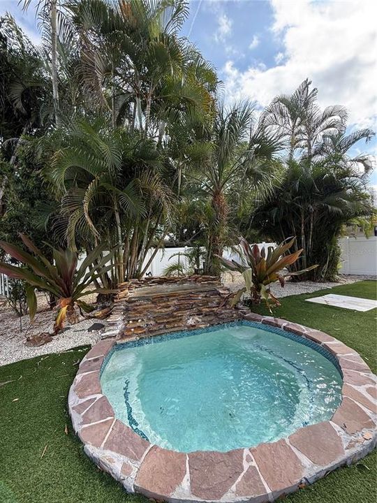 En Venta: $439,900 (3 camas, 2 baños, 1416 Pies cuadrados)