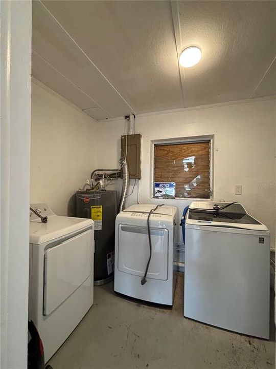 En Venta: $439,900 (3 camas, 2 baños, 1416 Pies cuadrados)