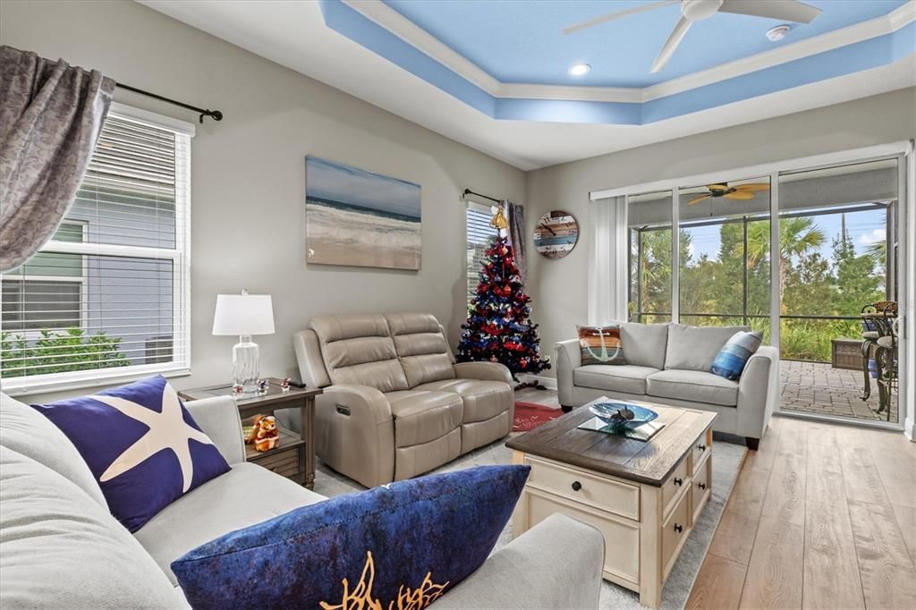 待售: $469,000 (2 贝兹, 2 浴室, 1527 平方英尺)