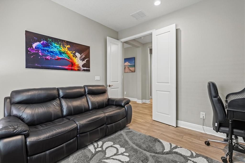 待售: $469,000 (2 贝兹, 2 浴室, 1527 平方英尺)