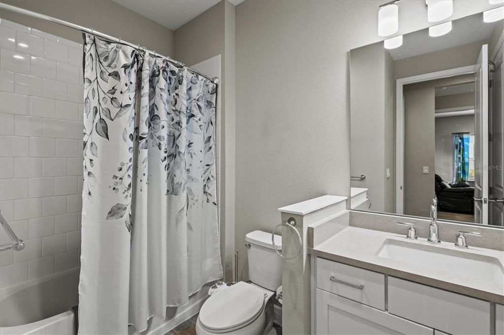 待售: $469,000 (2 贝兹, 2 浴室, 1527 平方英尺)