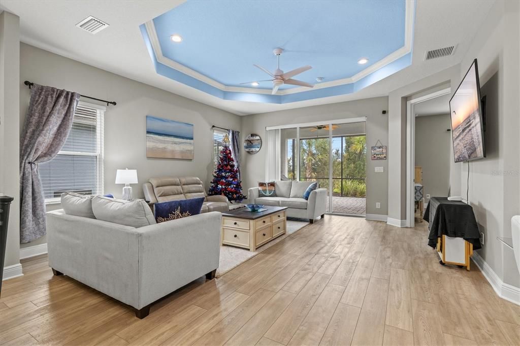 待售: $469,000 (2 贝兹, 2 浴室, 1527 平方英尺)