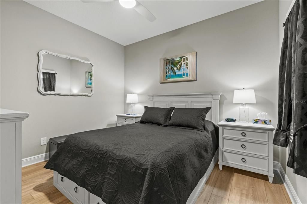 待售: $469,000 (2 贝兹, 2 浴室, 1527 平方英尺)