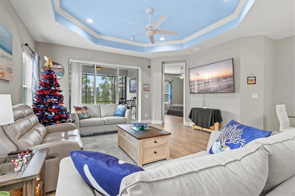 待售: $469,000 (2 贝兹, 2 浴室, 1527 平方英尺)