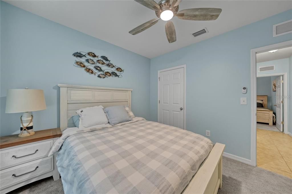 En Venta: $325,000 (3 camas, 2 baños, 1690 Pies cuadrados)