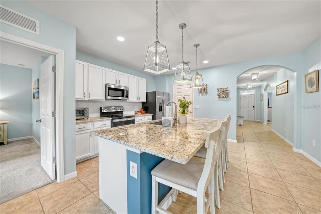 En Venta: $325,000 (3 camas, 2 baños, 1690 Pies cuadrados)