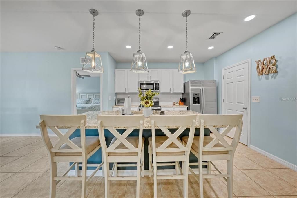 En Venta: $325,000 (3 camas, 2 baños, 1690 Pies cuadrados)