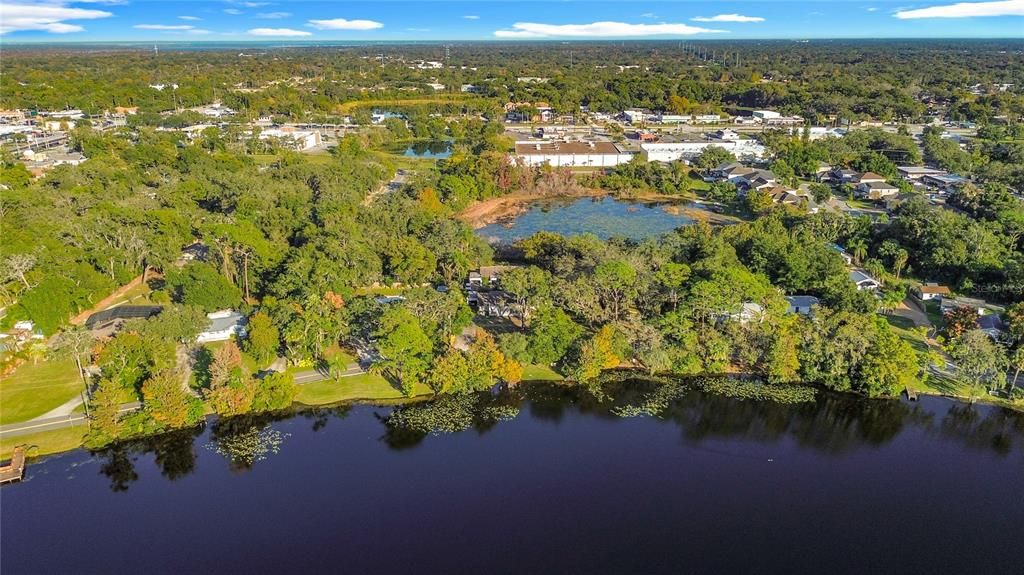 待售: $700,000 (8 贝兹, 0 浴室, 3856 平方英尺)