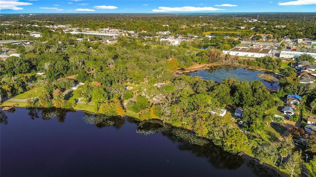 待售: $700,000 (8 贝兹, 0 浴室, 3856 平方英尺)