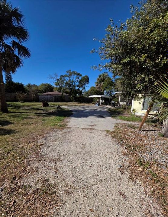 En Venta: $304,999 (4 camas, 2 baños, 1578 Pies cuadrados)