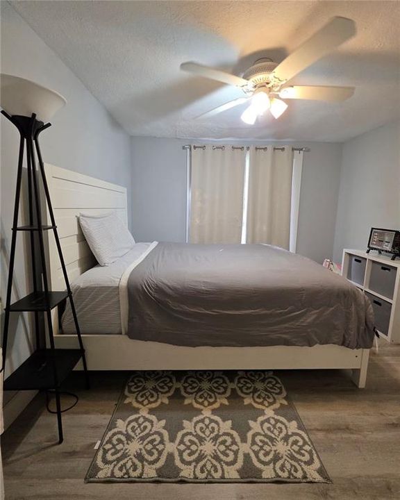 En Venta: $304,999 (4 camas, 2 baños, 1578 Pies cuadrados)