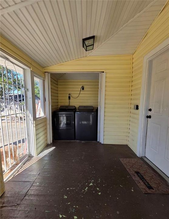 En Venta: $304,999 (4 camas, 2 baños, 1578 Pies cuadrados)