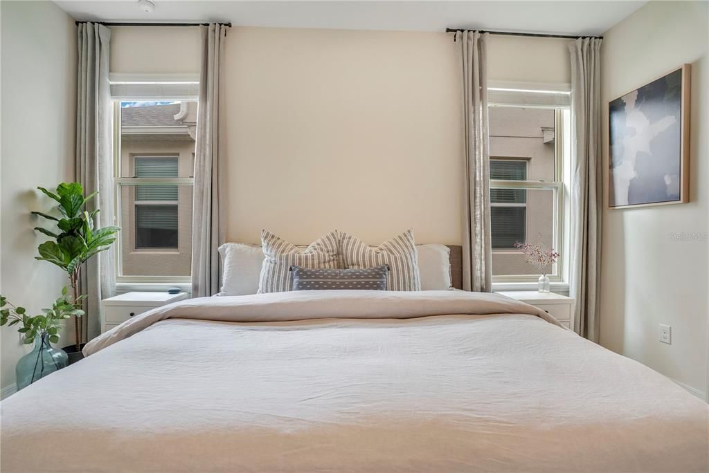 For Sale: $500,000 (3 beds, 2 baths, 1685 Square Feet)