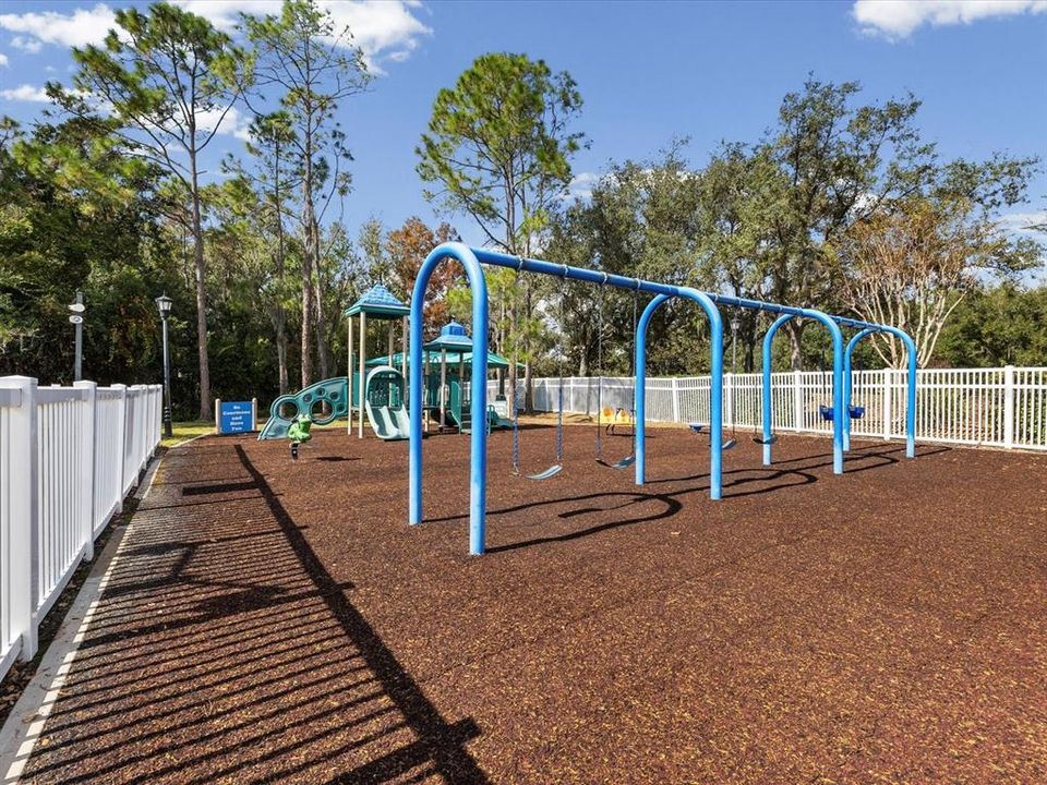 На продажу: $620,000 (4 спален, 3 ванн, 3614 Квадратных фут)