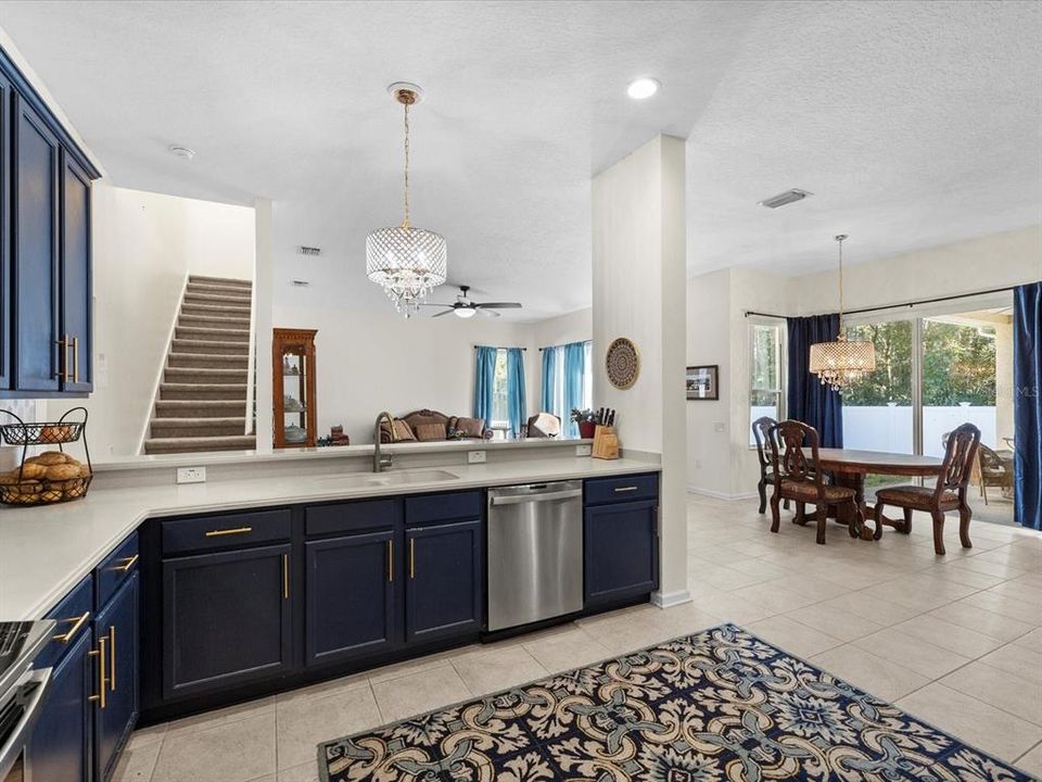 На продажу: $620,000 (4 спален, 3 ванн, 3614 Квадратных фут)