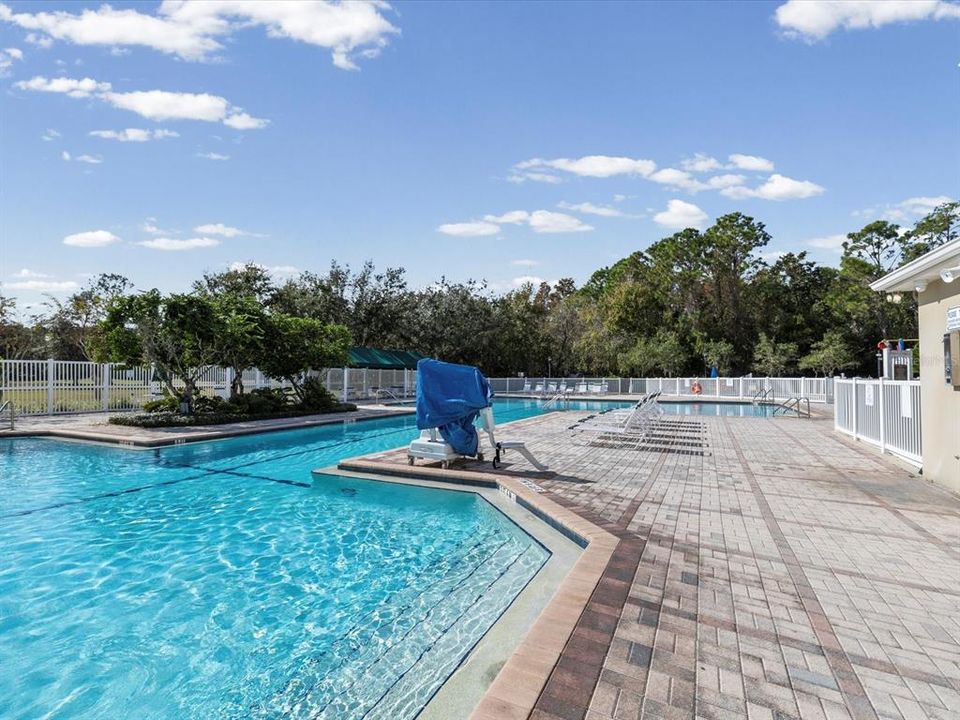 На продажу: $620,000 (4 спален, 3 ванн, 3614 Квадратных фут)