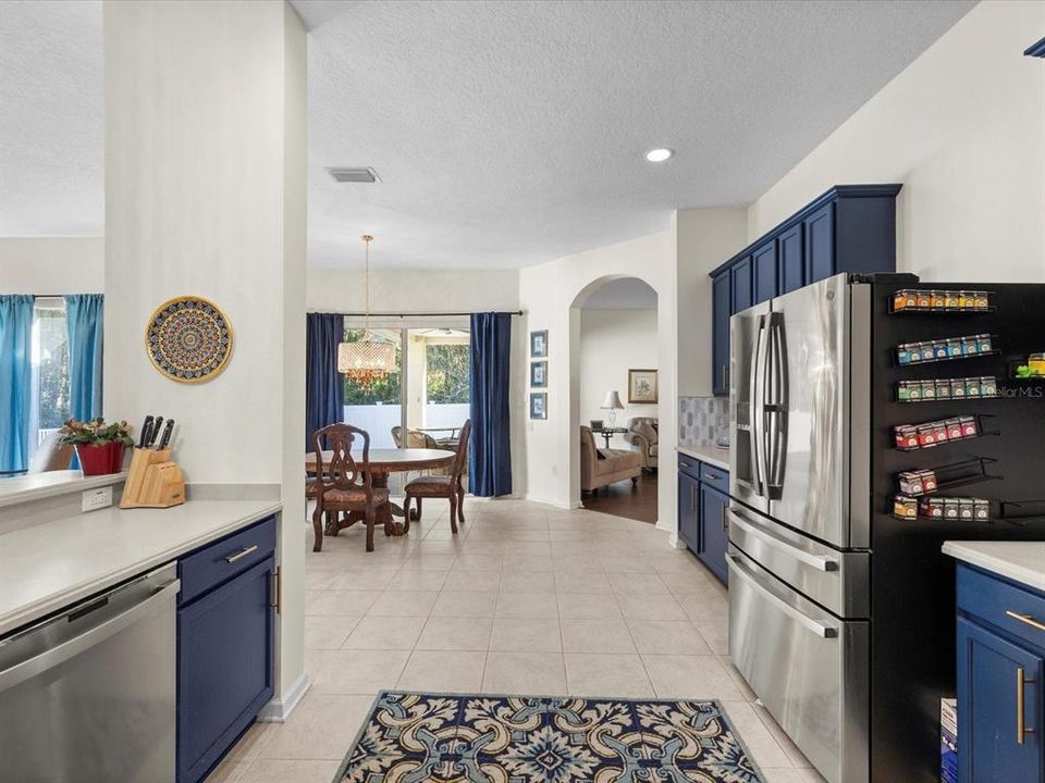 На продажу: $620,000 (4 спален, 3 ванн, 3614 Квадратных фут)