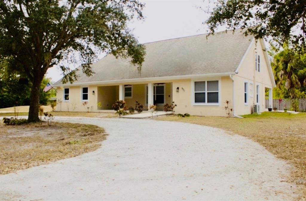 For Sale: $575,000 (3 beds, 2 baths, 2630 Square Feet)