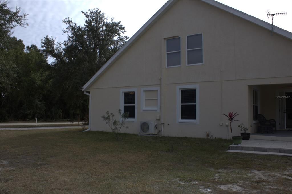 For Sale: $575,000 (3 beds, 2 baths, 2630 Square Feet)