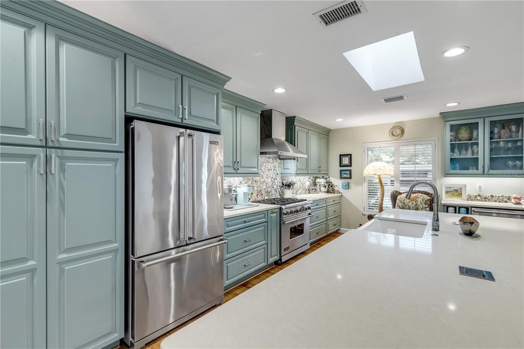 待售: $2,449,000 (3 贝兹, 2 浴室, 3374 平方英尺)