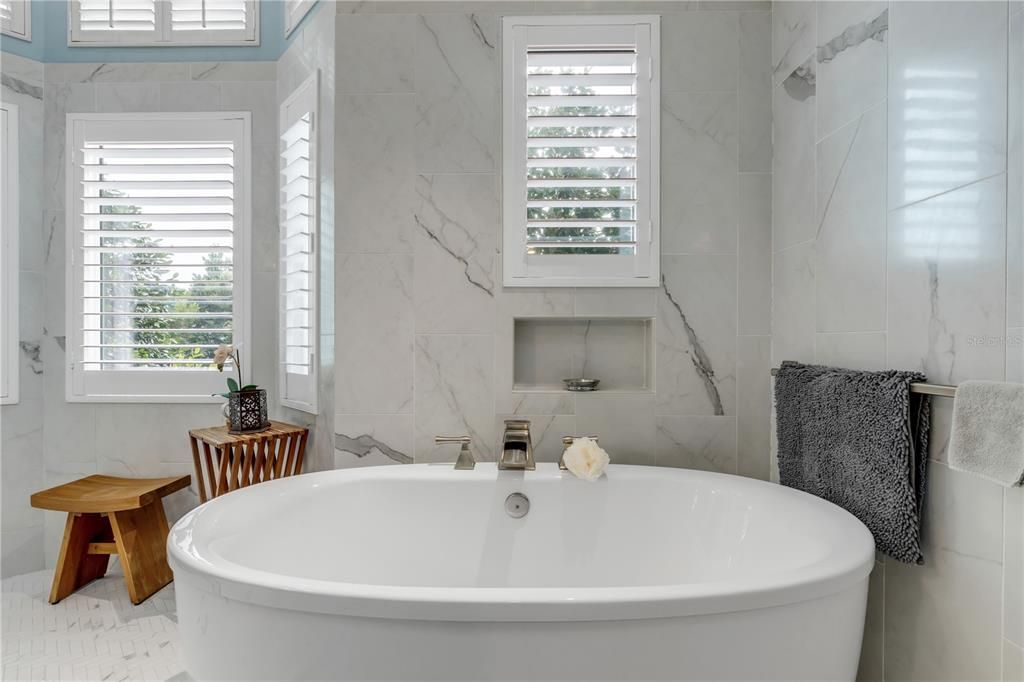 待售: $2,449,000 (3 贝兹, 2 浴室, 3374 平方英尺)