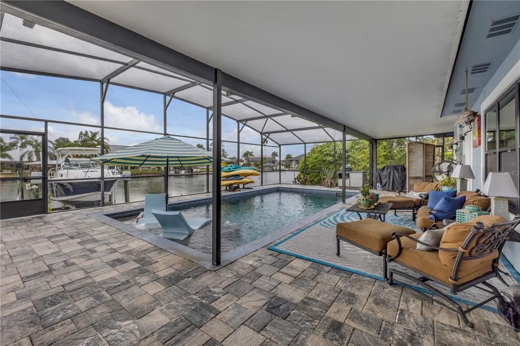 待售: $2,449,000 (3 贝兹, 2 浴室, 3374 平方英尺)