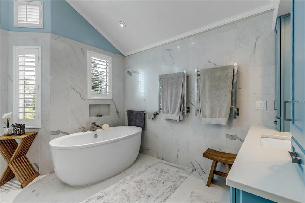 待售: $2,449,000 (3 贝兹, 2 浴室, 3374 平方英尺)