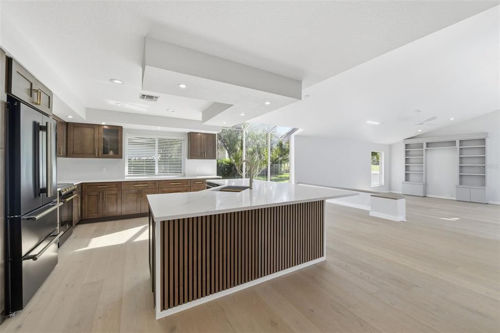 For Sale: $1,697,000 (3 beds, 3 baths, 4242 Square Feet)