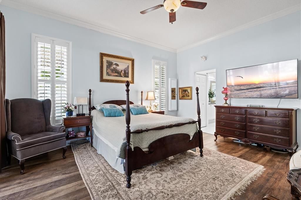 На продажу: $490,000 (2 спален, 2 ванн, 1917 Квадратных фут)