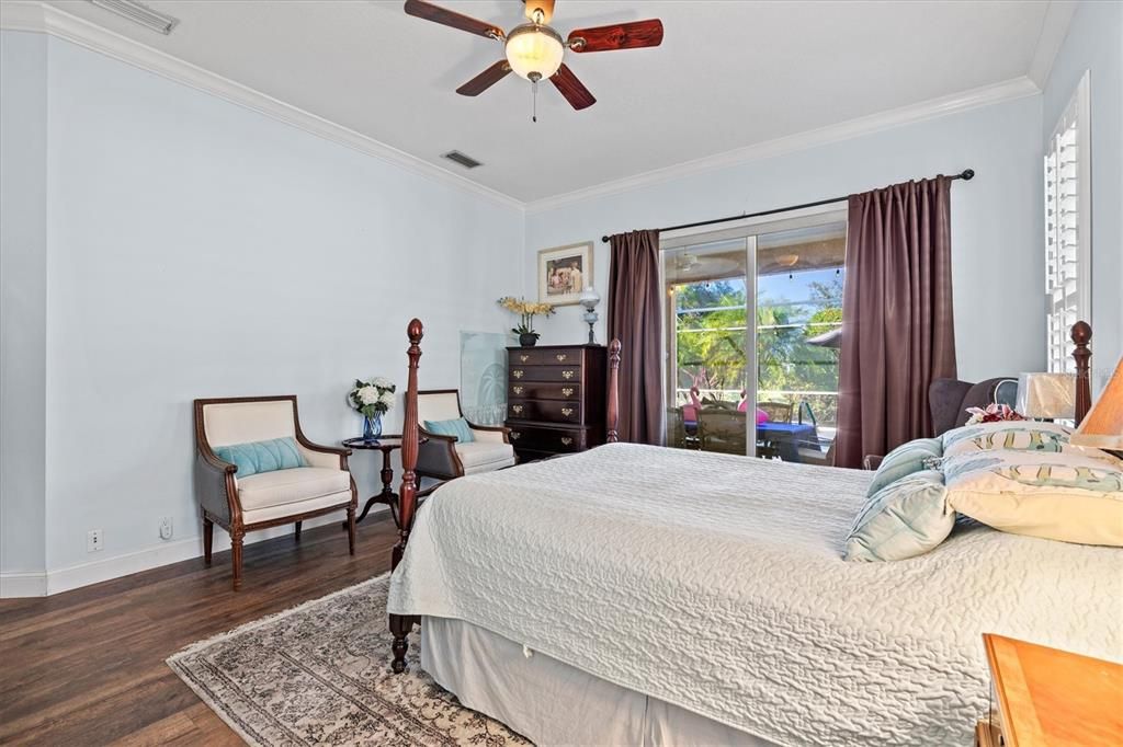 На продажу: $490,000 (2 спален, 2 ванн, 1917 Квадратных фут)