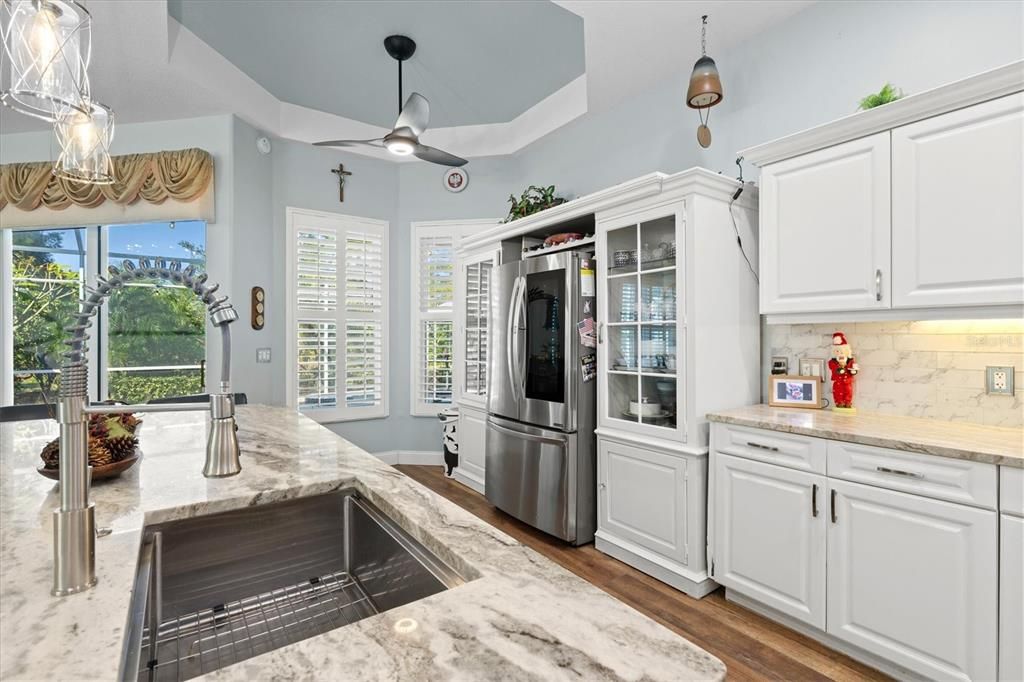 На продажу: $490,000 (2 спален, 2 ванн, 1917 Квадратных фут)