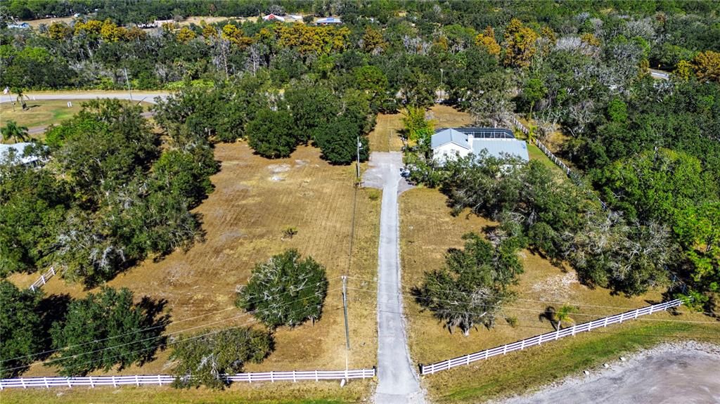 En Venta: $599,000 (3 camas, 3 baños, 2963 Pies cuadrados)