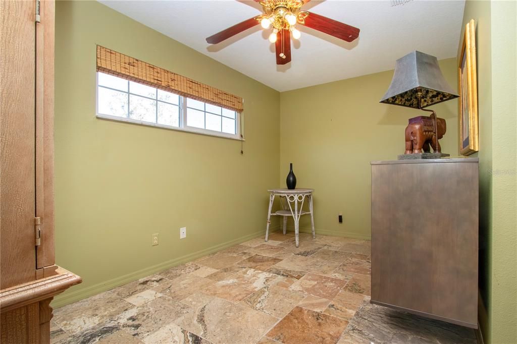 En Venta: $599,000 (3 camas, 3 baños, 2963 Pies cuadrados)