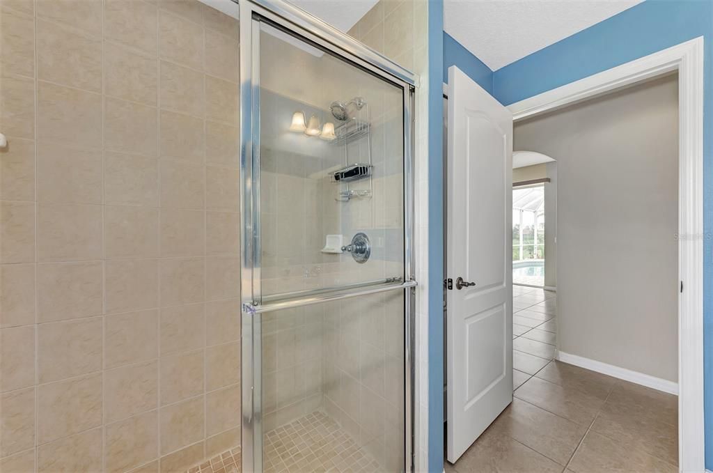 На продажу: $419,000 (3 спален, 2 ванн, 2047 Квадратных фут)