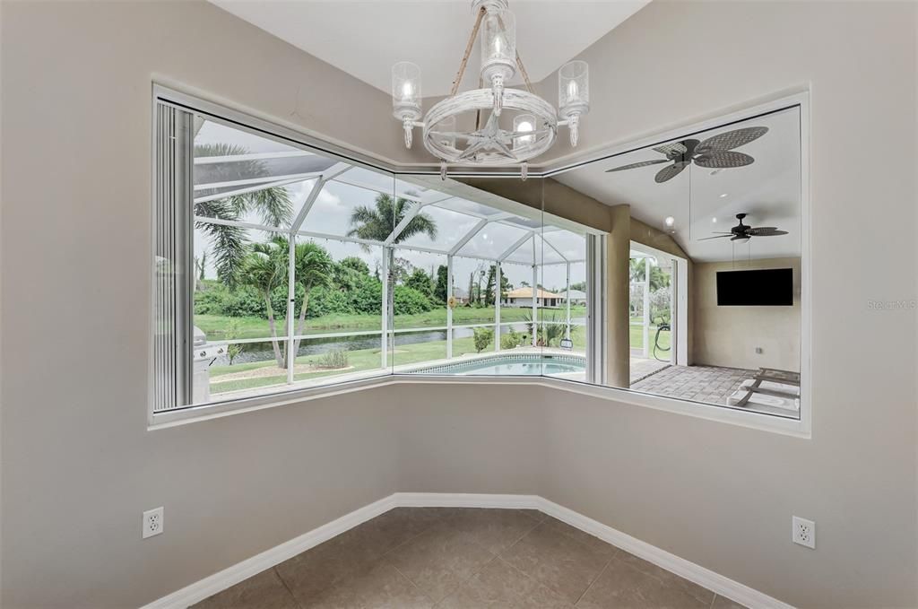 На продажу: $419,000 (3 спален, 2 ванн, 2047 Квадратных фут)