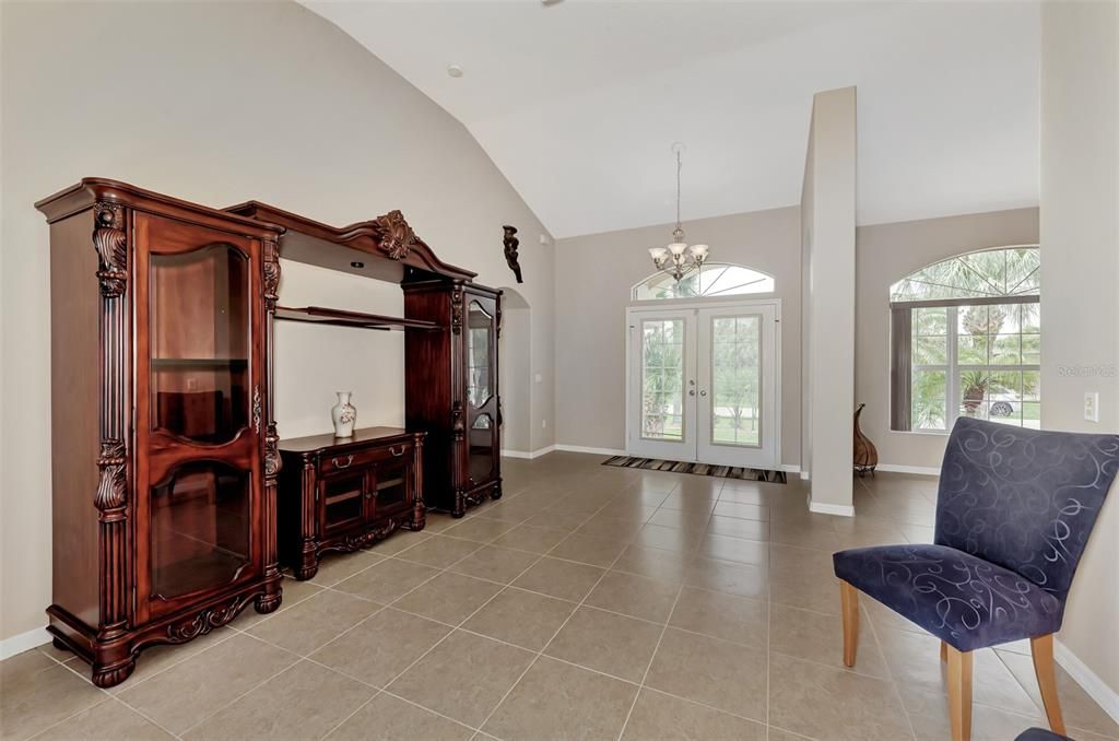 На продажу: $419,000 (3 спален, 2 ванн, 2047 Квадратных фут)