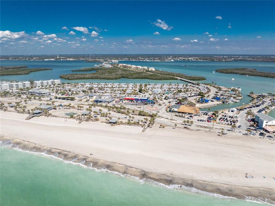 На продажу: $419,000 (3 спален, 2 ванн, 2047 Квадратных фут)