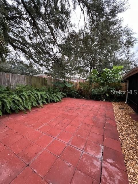 For Rent: $1,900 (2 beds, 2 baths, 1182 Square Feet)