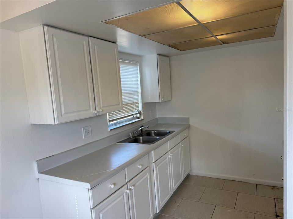 出租: $1,320 (2 贝兹, 1 浴室, 740 平方英尺)