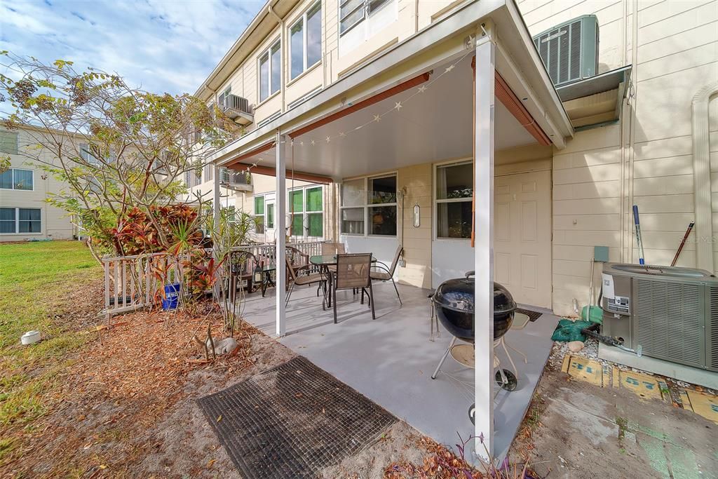 На продажу: $115,000 (1 спален, 1 ванн, 800 Квадратных фут)