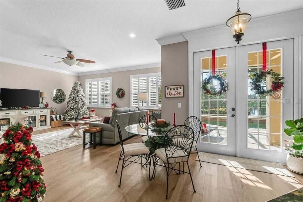 待售: $675,000 (4 贝兹, 3 浴室, 3270 平方英尺)