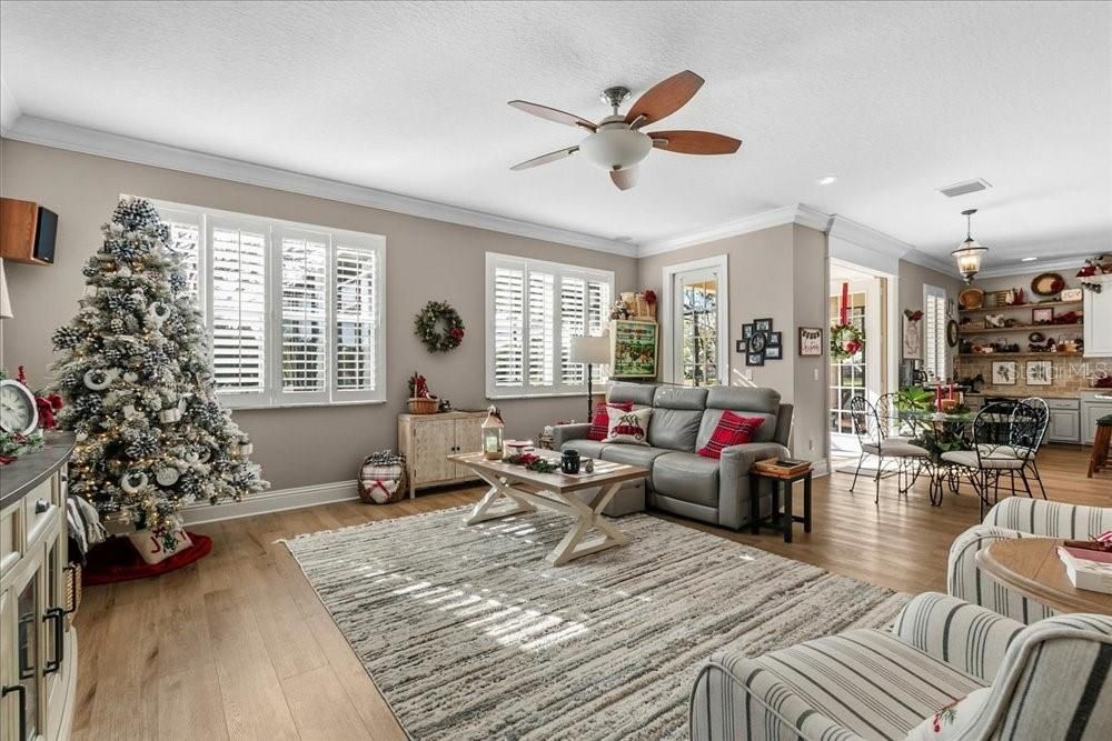 待售: $675,000 (4 贝兹, 3 浴室, 3270 平方英尺)