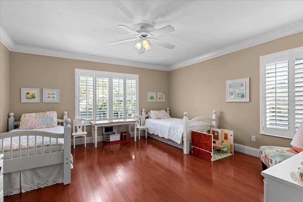 待售: $675,000 (4 贝兹, 3 浴室, 3270 平方英尺)