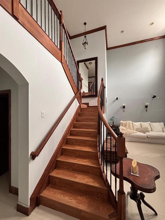 For Rent: $4,999 (5 beds, 3 baths, 2598 Square Feet)