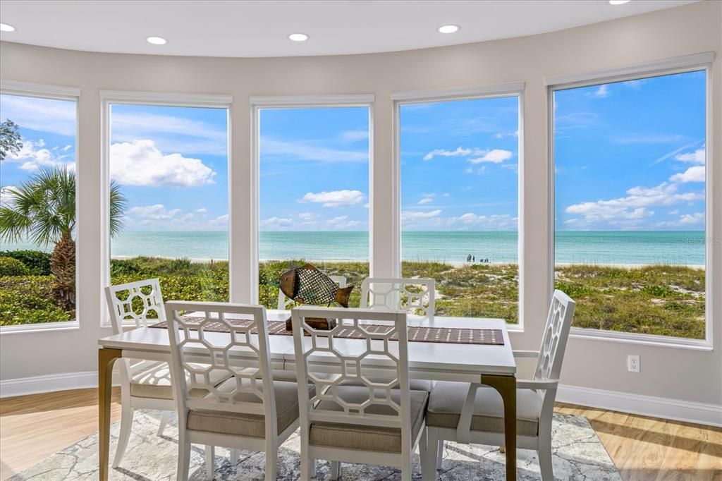 For Sale: $2,395,000 (2 beds, 2 baths, 1398 Square Feet)