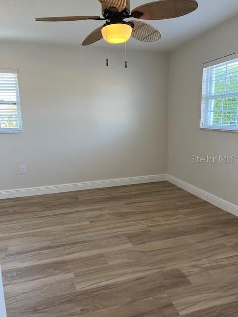 For Sale: $299,000 (2 beds, 2 baths, 1078 Square Feet)