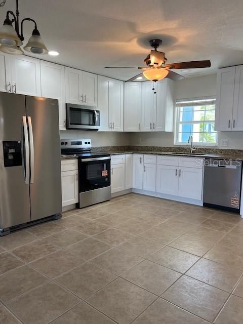 For Sale: $299,000 (2 beds, 2 baths, 1078 Square Feet)